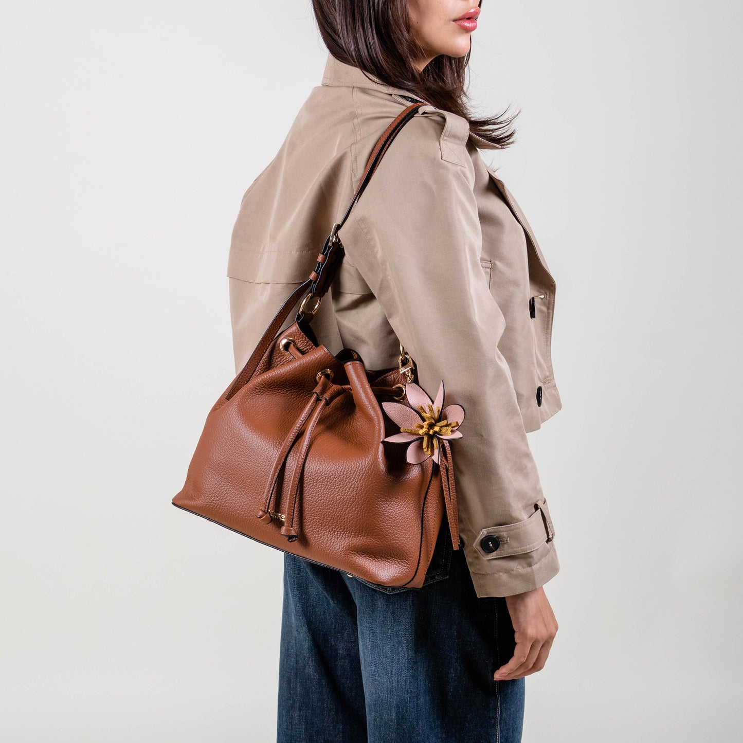 BUCKET BAG