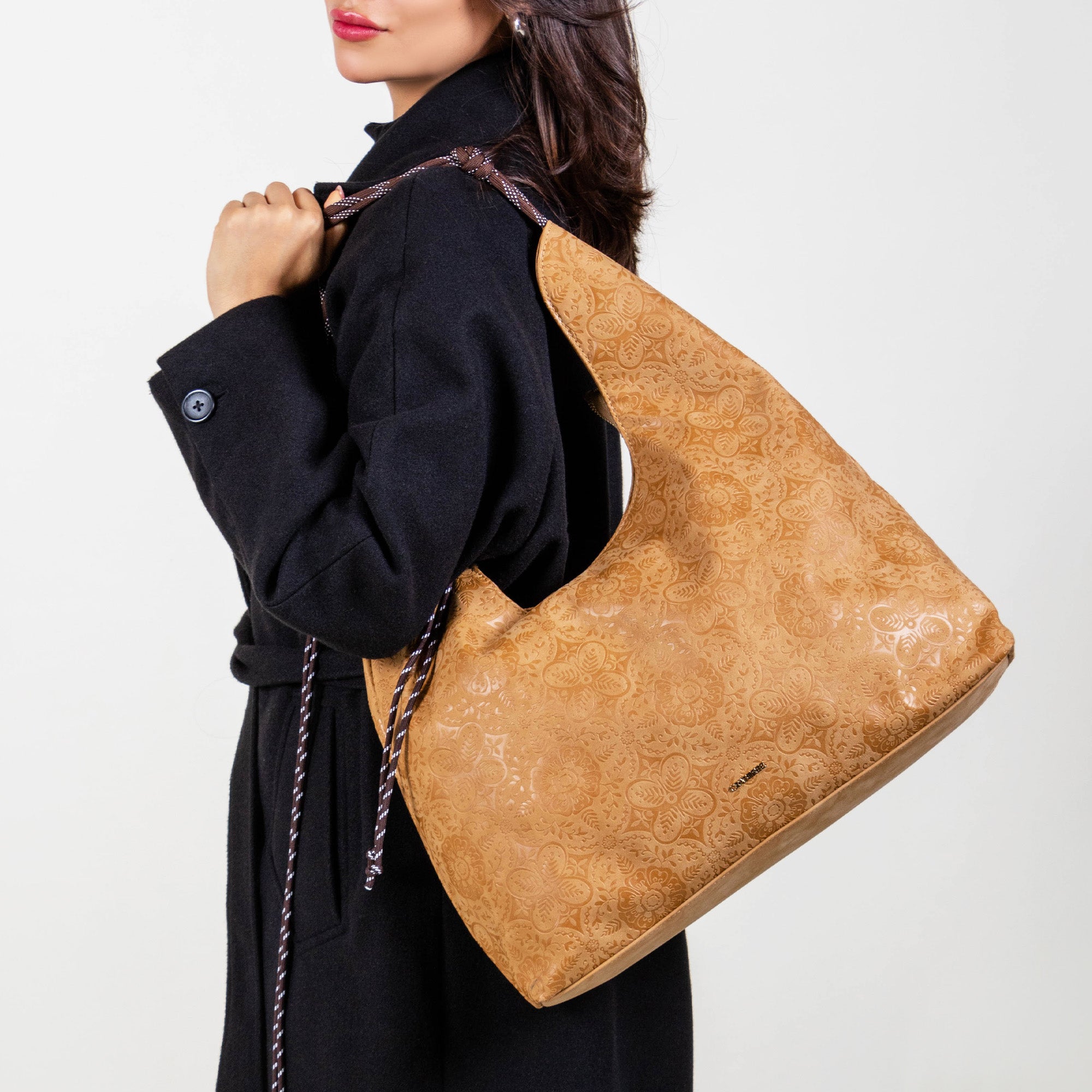 Shoulder bag Primadonna